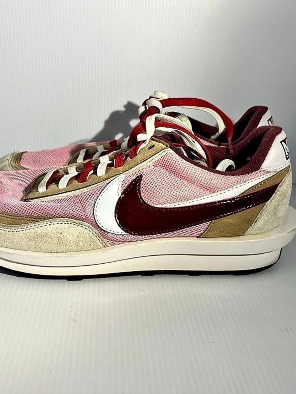 Nike Daybreak Pink & Burgundy Sneakers US 8.5